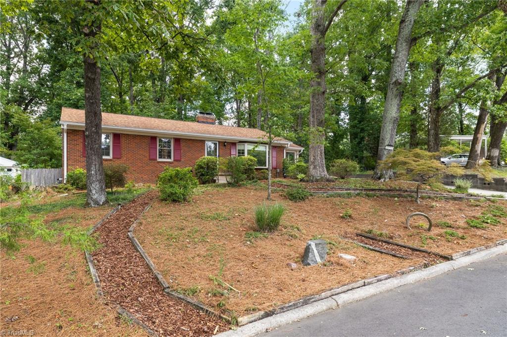 1002 Surry Drive Property Photo 35
