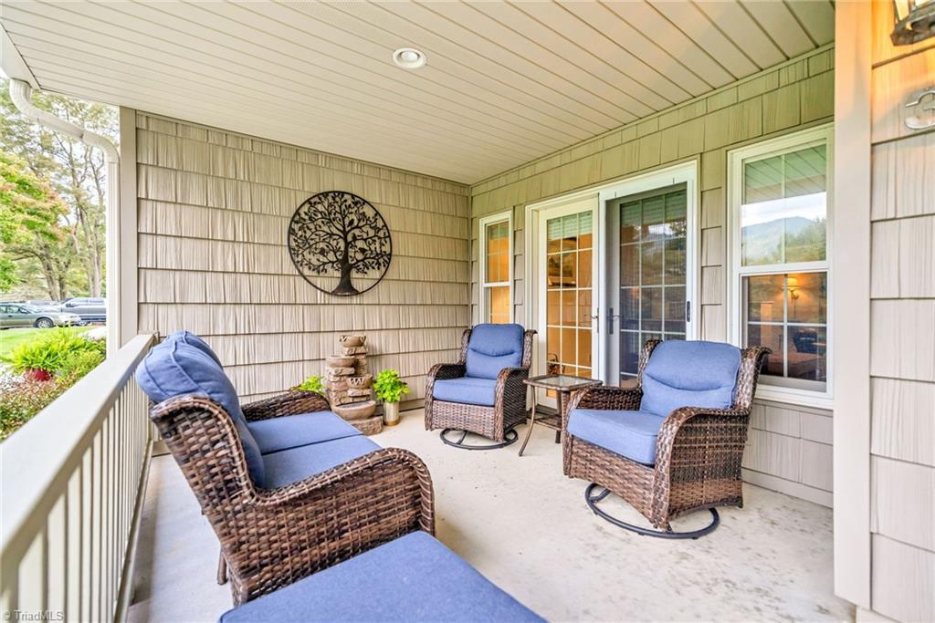 1063 Golf Course Road # 3 Property Photo 5