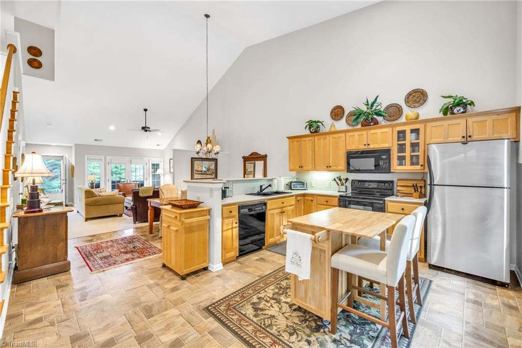 1063 Golf Course Road # 3 Property Photo 14