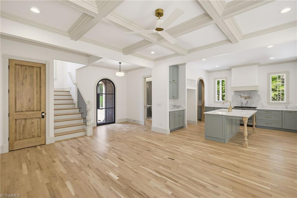 568 N Bunker Hill Road Property Photo 14