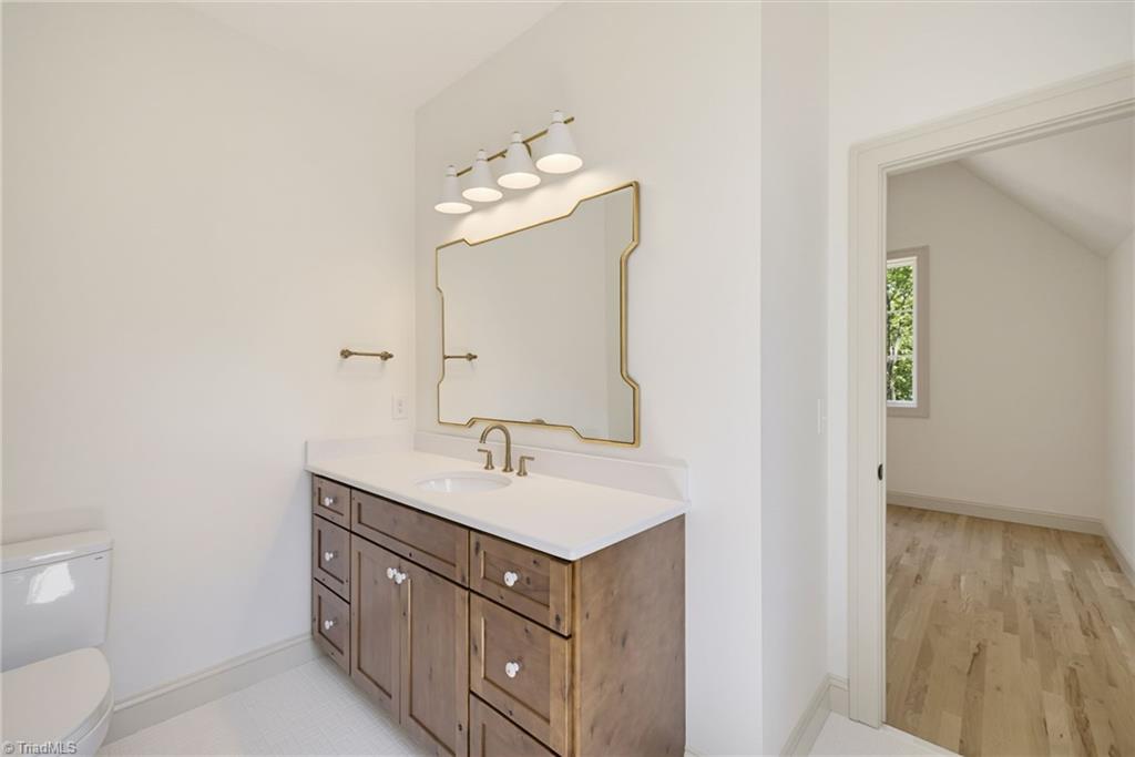 568 N Bunker Hill Road Property Photo 42