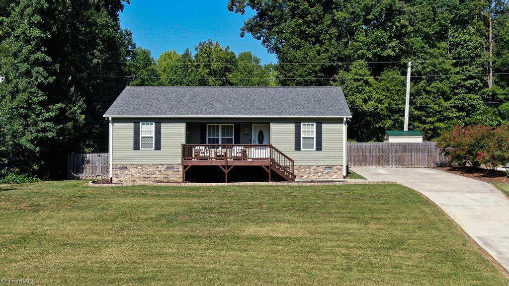 228 Martin Avenue Property Photo 1