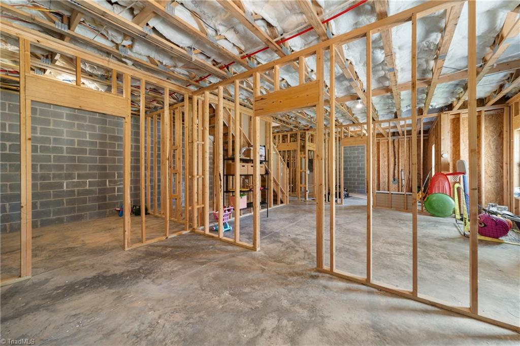 2748 Bartlett Lane Property Photo 43