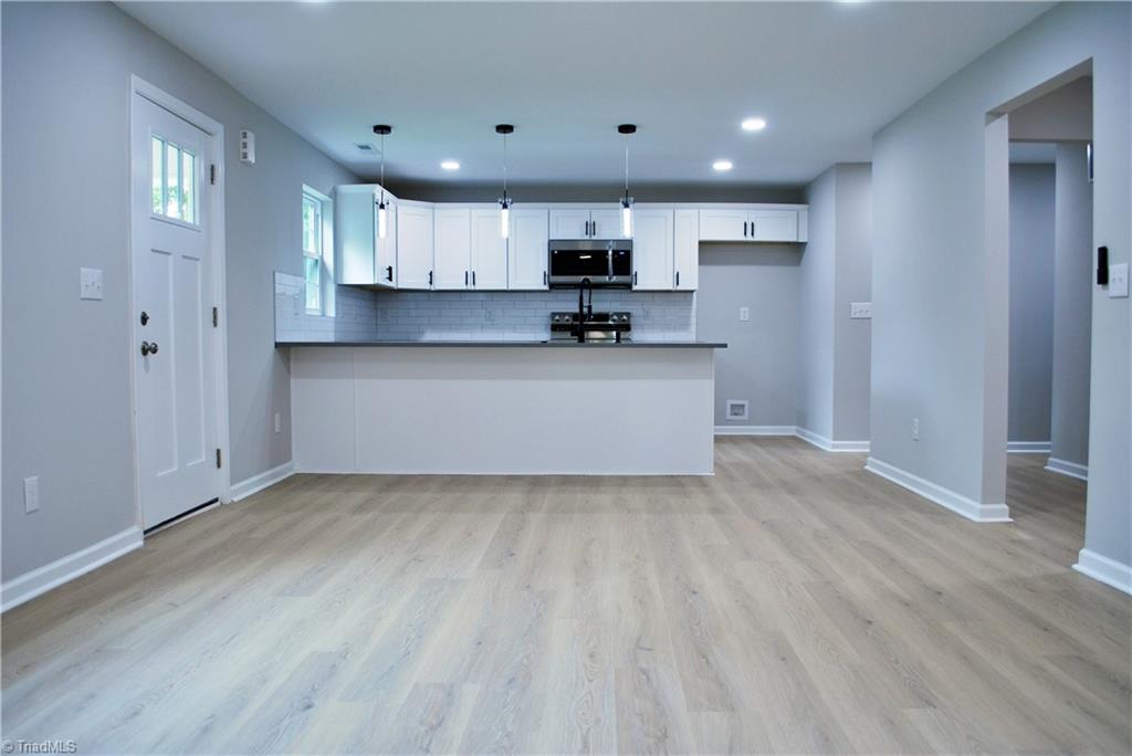 421 Webb Street Property Photo 7