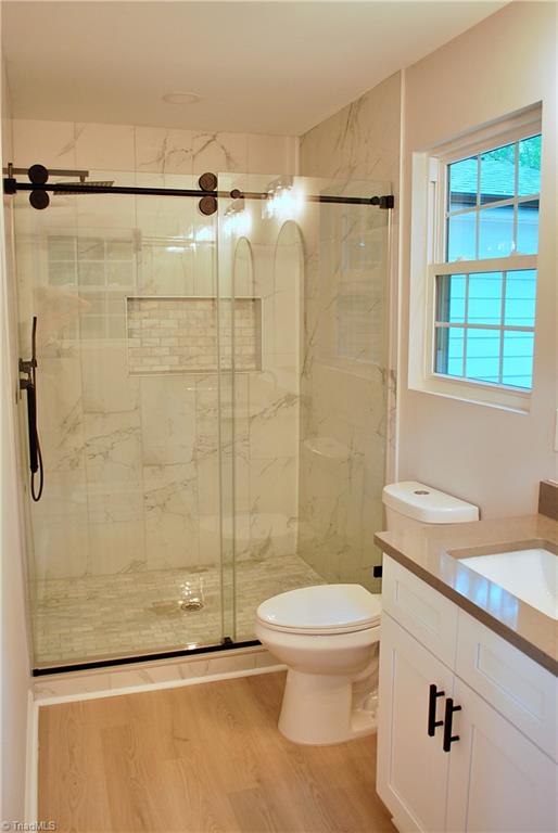 421 Webb Street Property Photo 16