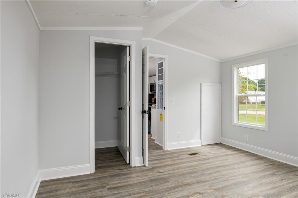 262 Glendale Avenue Property Photo 10