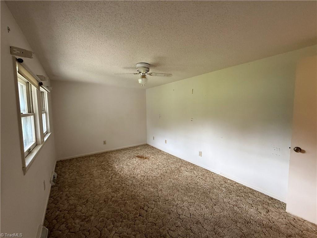 6679 Lackey Road Property Photo 11