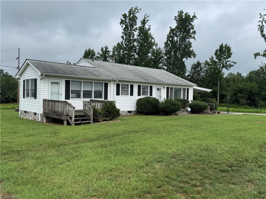 1100 Ben Smith Road Property Photo 1
