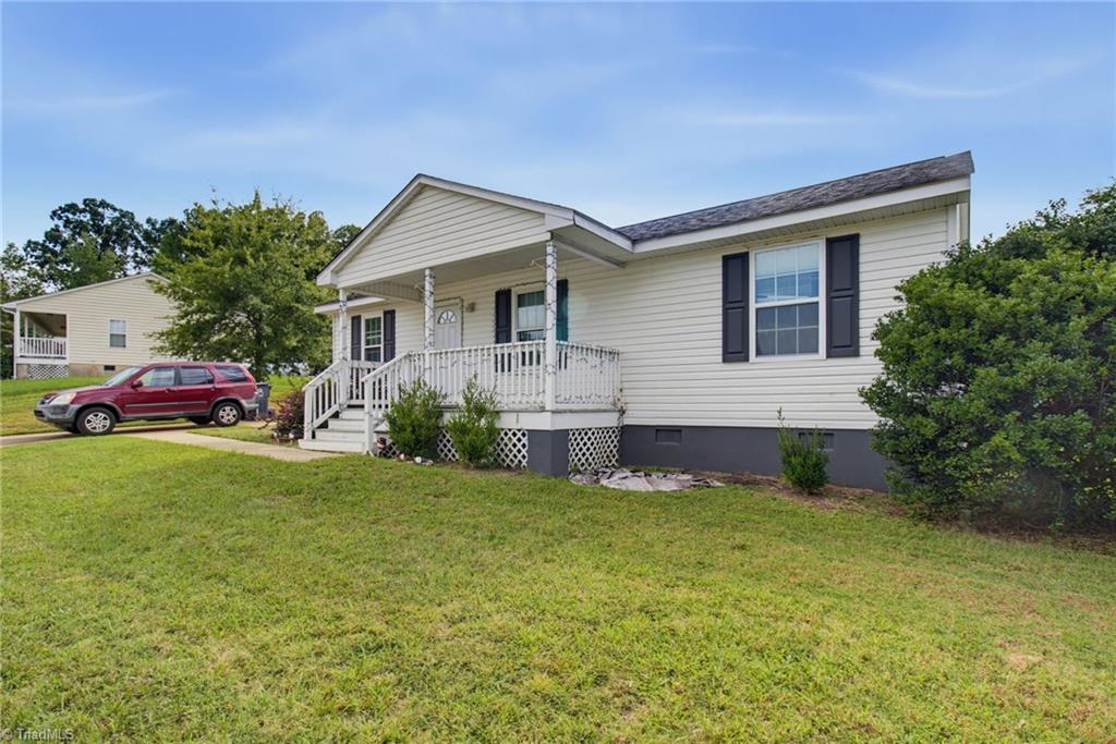 3 Dan Hughes Court Property Photo 1