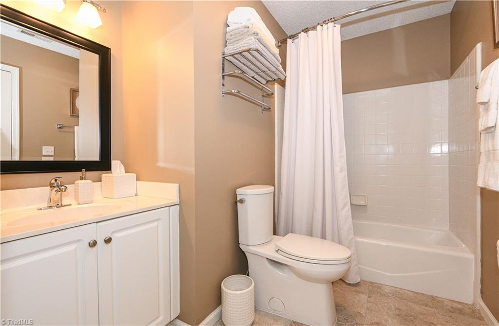 4424 Cove Cay Lane Property Photo 14