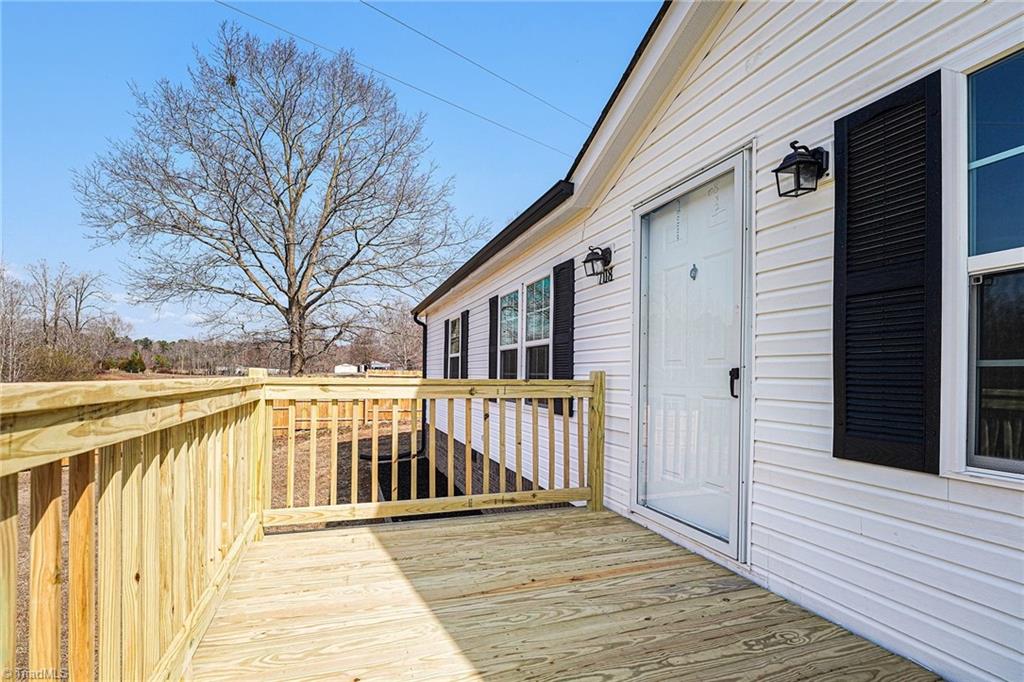 708 Hicks Farm Road Property Photo 2