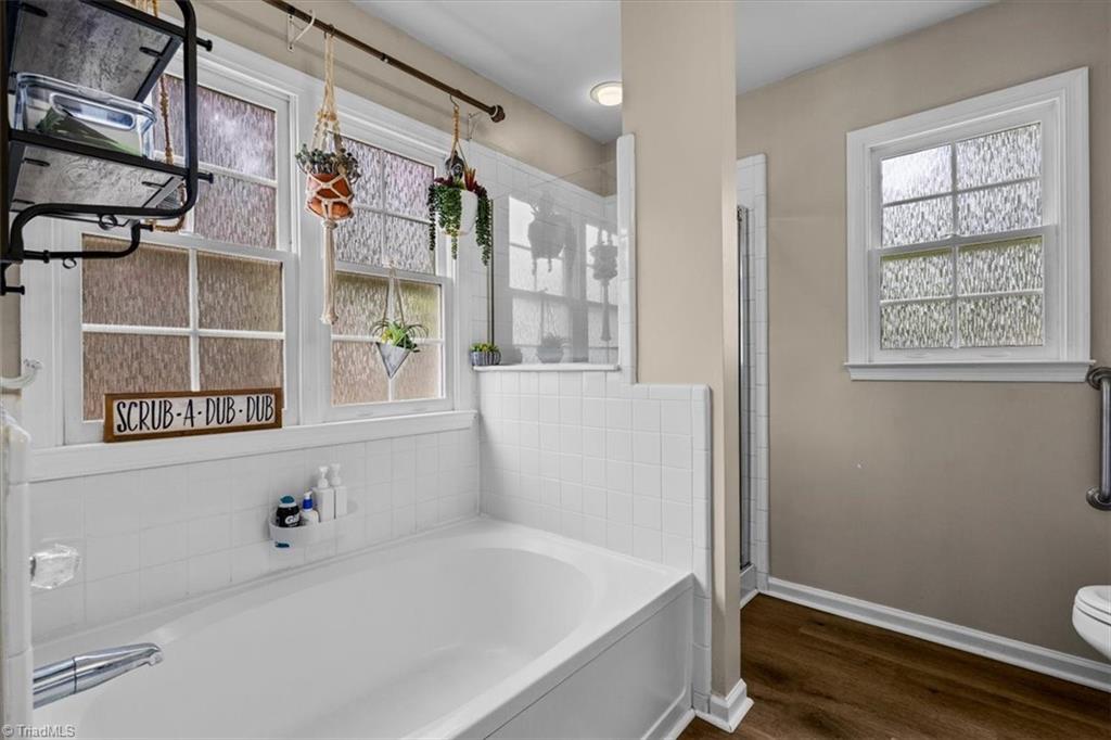 2412 Meadow Gate Drive Property Photo 26