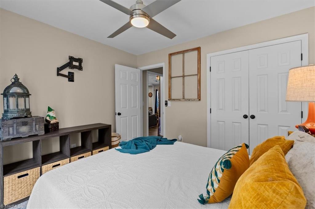 2412 Meadow Gate Drive Property Photo 30