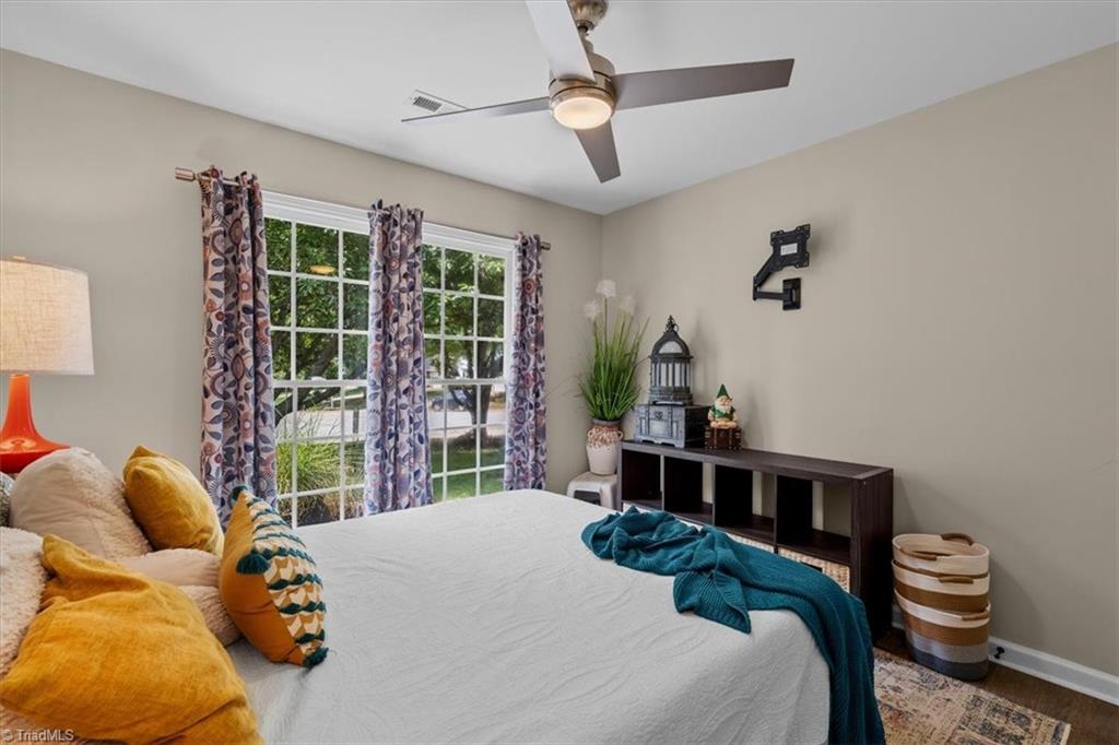 2412 Meadow Gate Drive Property Photo 31