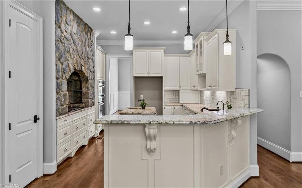 7744 Chesterbrooke Drive Property Photo 10