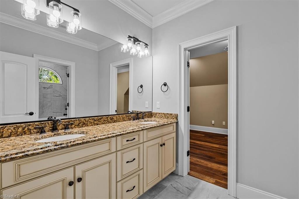 7744 Chesterbrooke Drive Property Photo 38