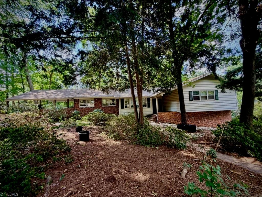 1200 Glen Eden Drive Property Photo 1