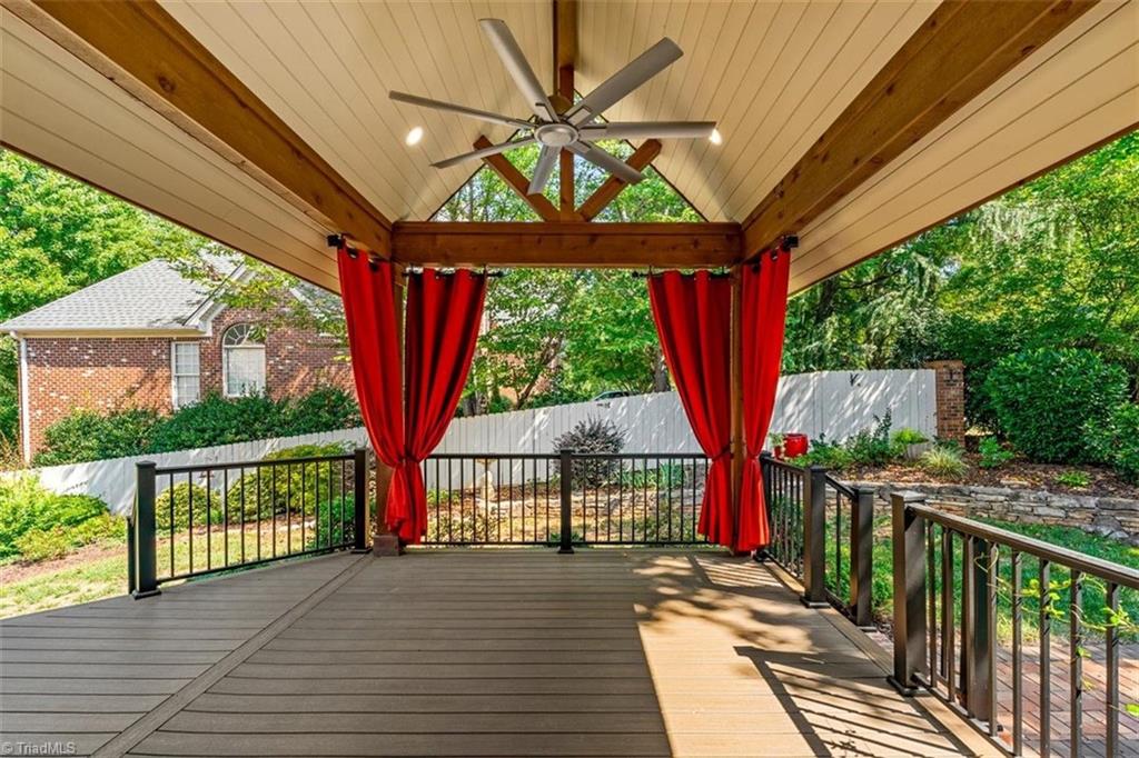 1 Rosebay Lane Property Photo 15