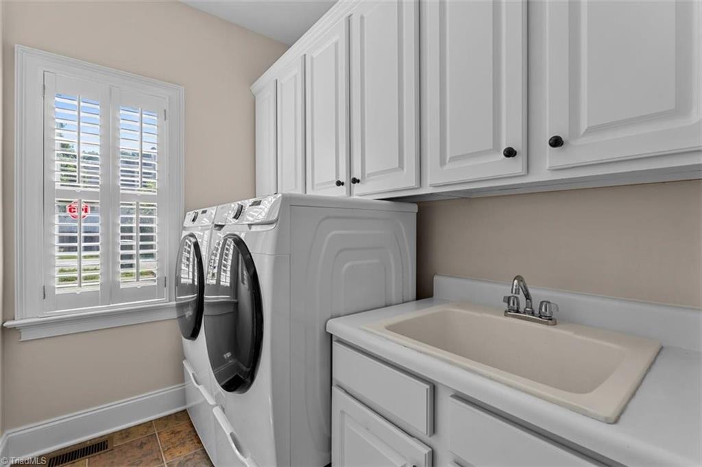 1 Rosebay Lane Property Photo 24