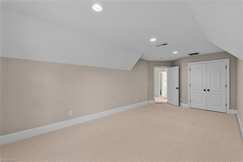 1 Rosebay Lane Property Photo 31