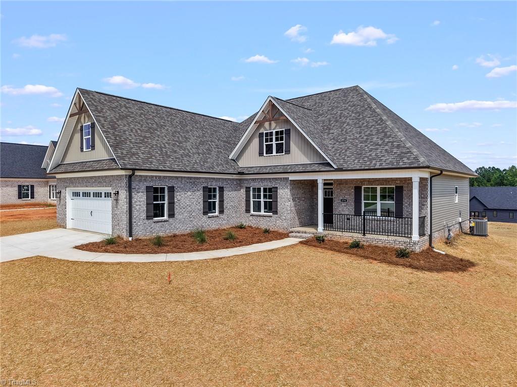 174 Cool Run Property Photo 2