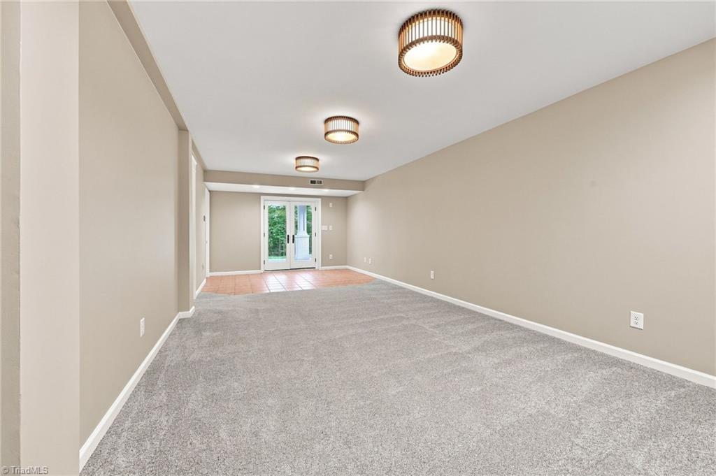 5704 Forest Manor Drive Property Photo 36