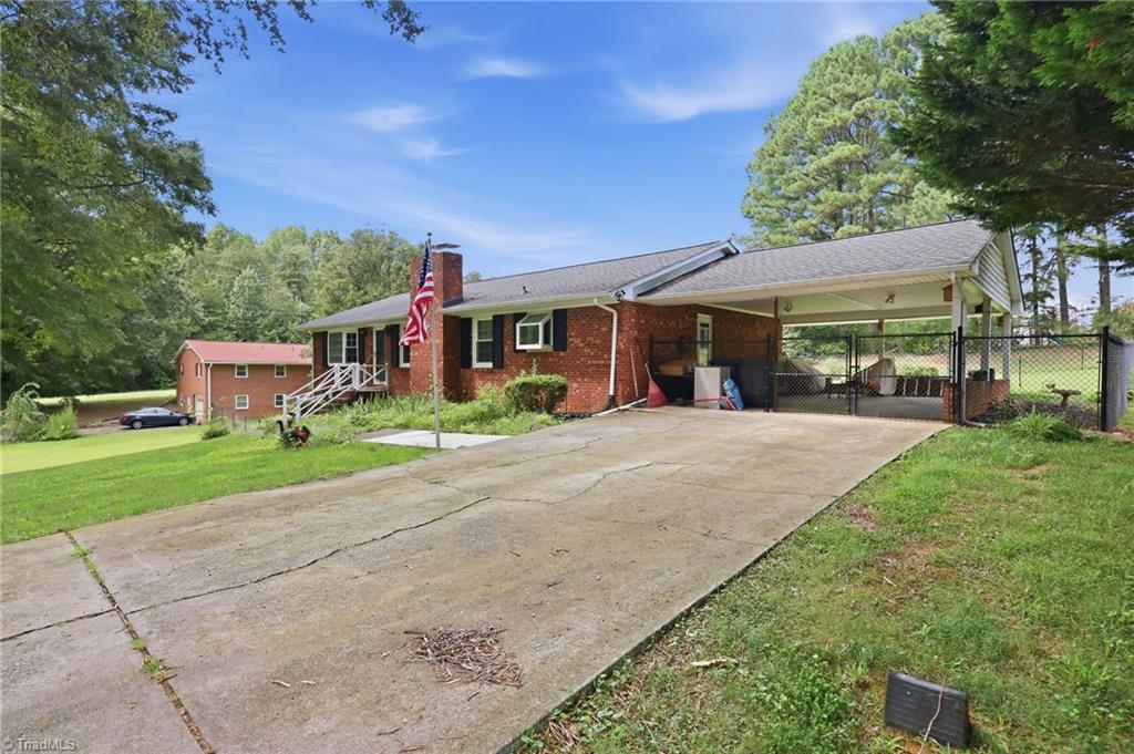 511 Croydon Lane Property Photo 1