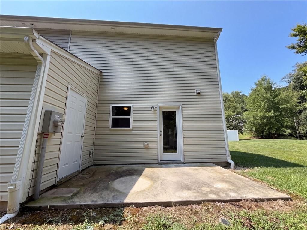 411 Sandybrooke Drive Property Photo 5