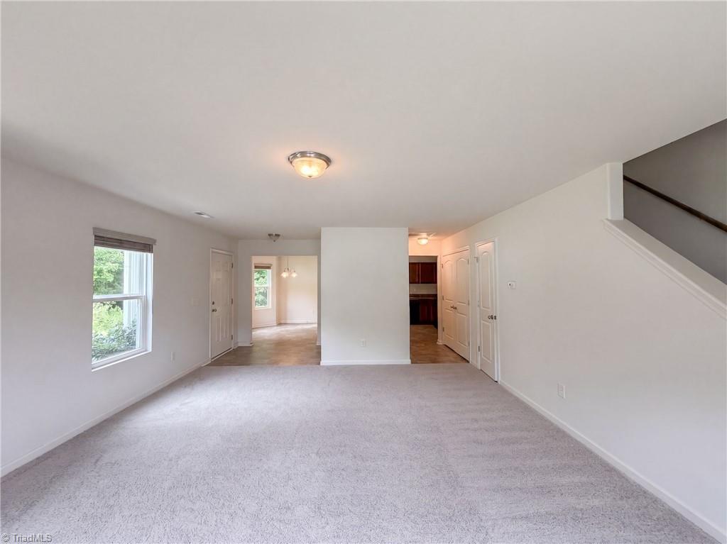 411 Sandybrooke Drive Property Photo 9
