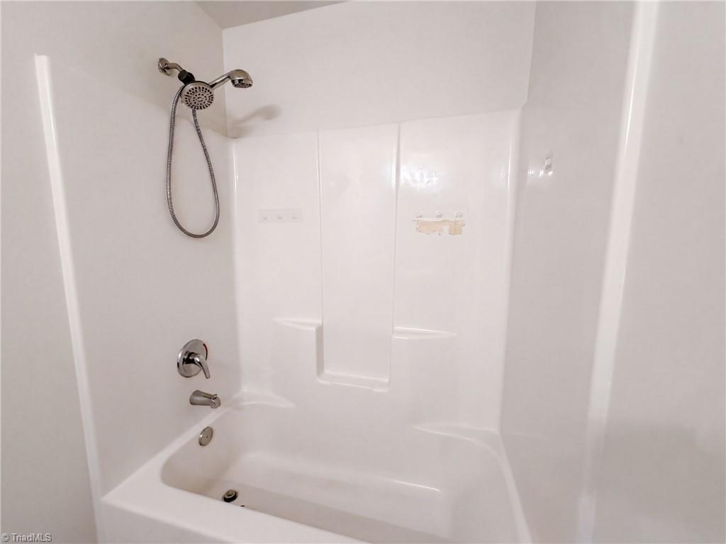 411 Sandybrooke Drive Property Photo 15