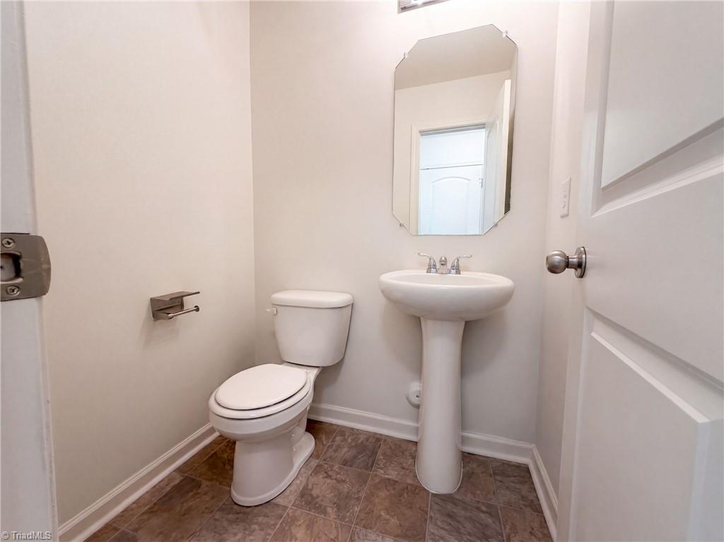 411 Sandybrooke Drive Property Photo 18