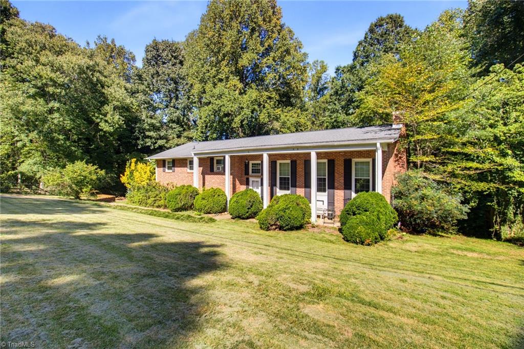 5675 Sweetbriar Road Property Photo 1