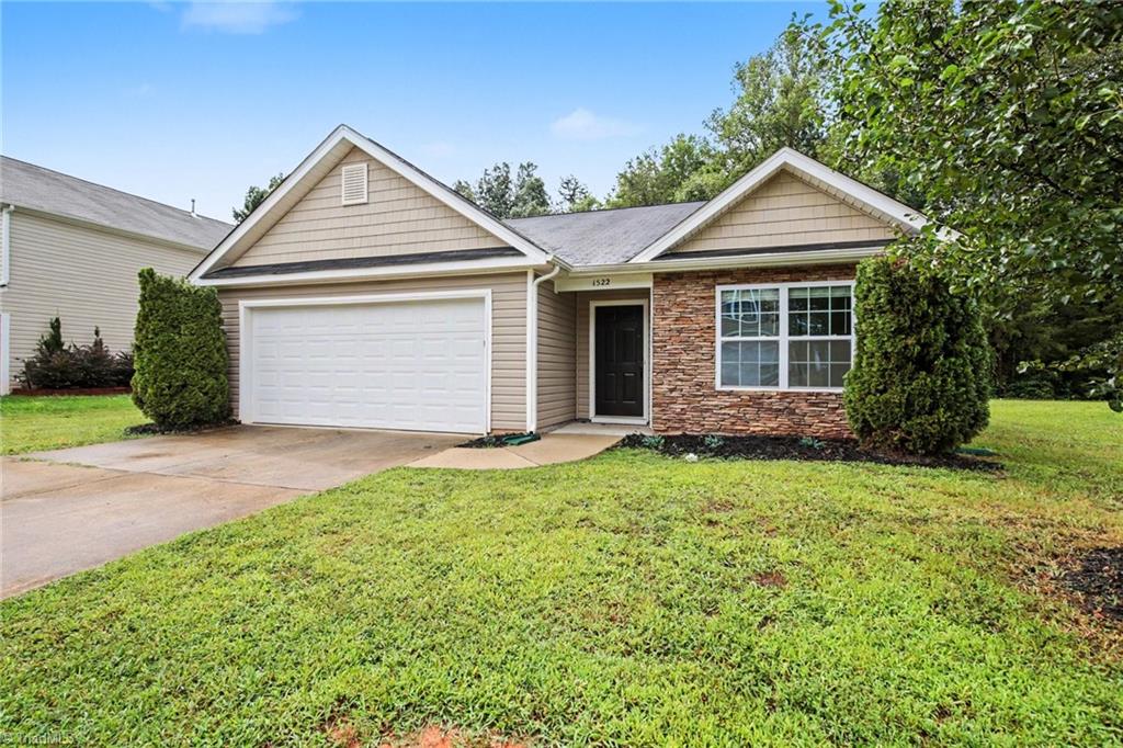 1522 Weatherend Drive Property Photo 3