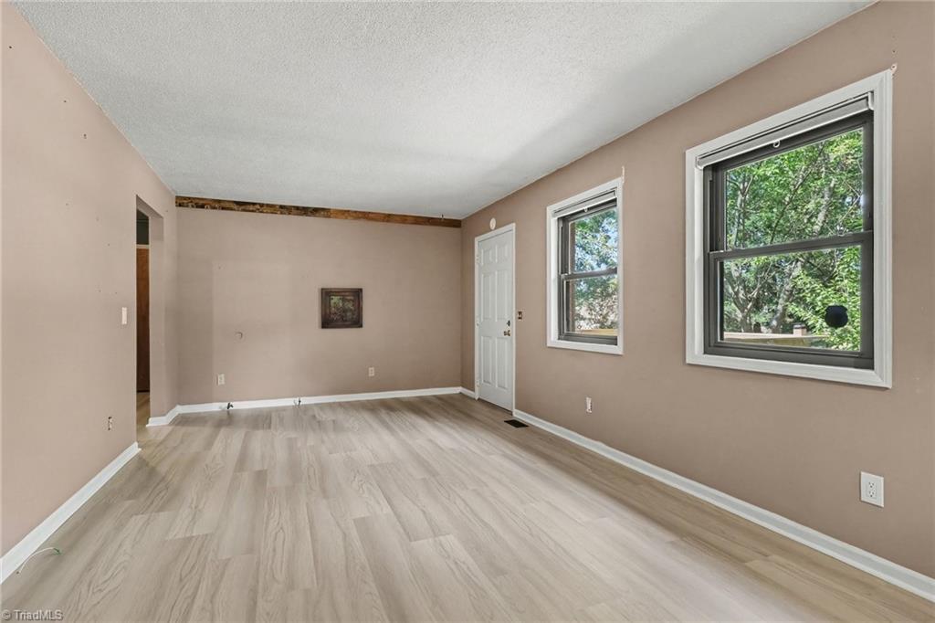 115 Craig Drive Property Photo 6
