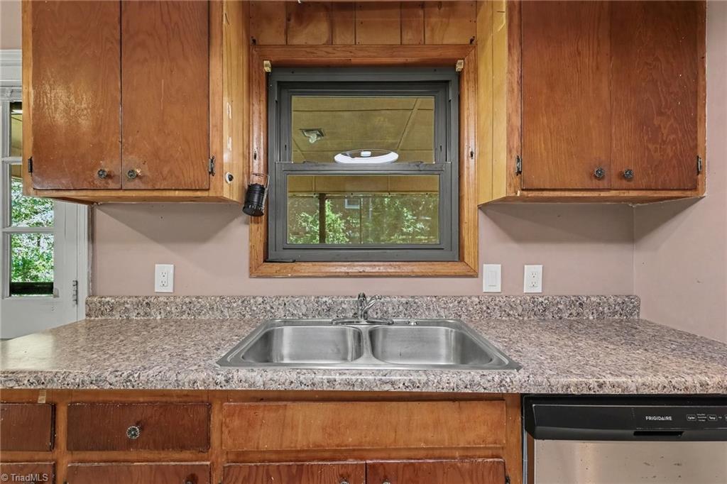 115 Craig Drive Property Photo 11