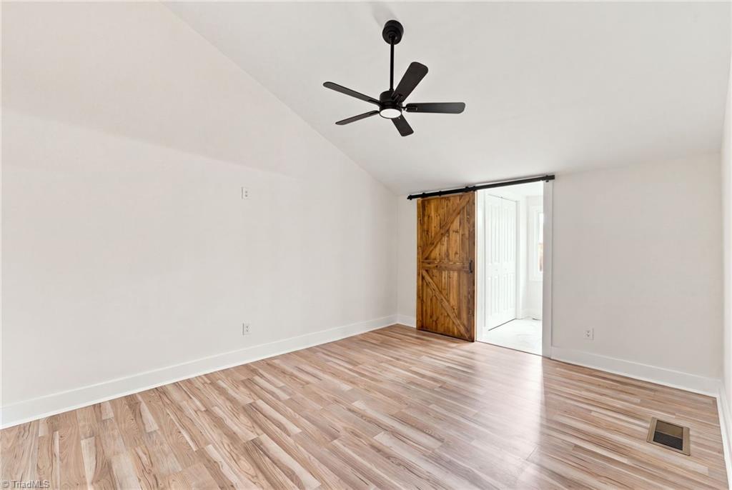 1325 King Road Property Photo 13
