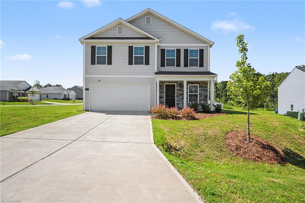 154 Stone River Way Property Photo 2