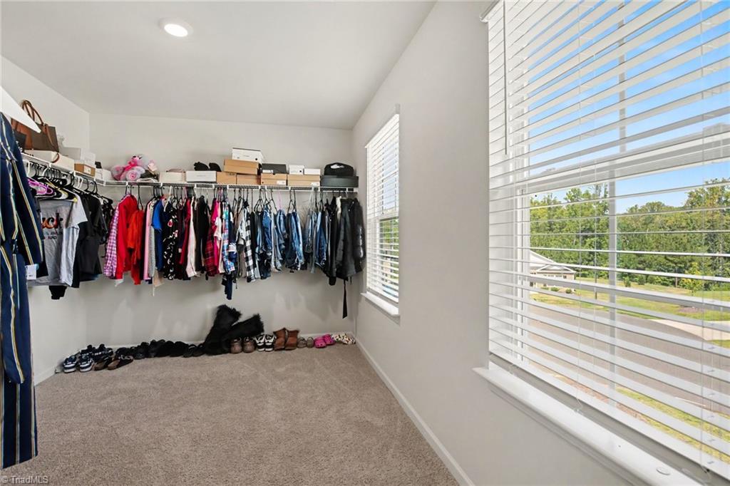 154 Stone River Way Property Photo 12