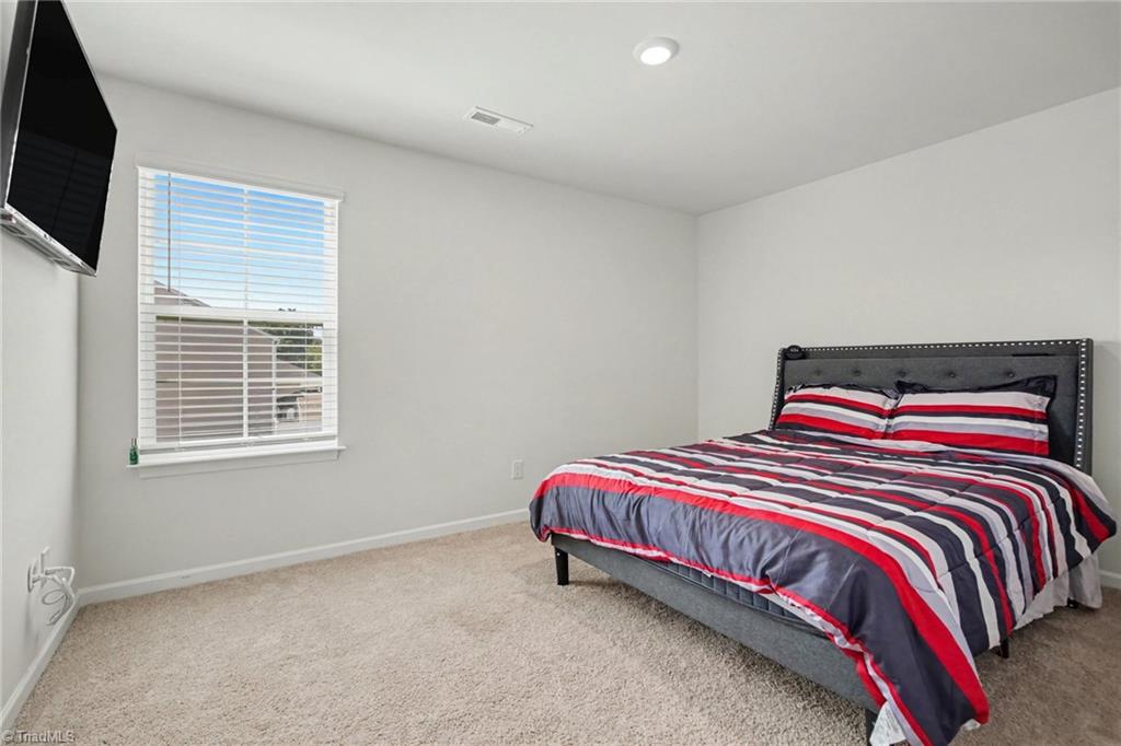 154 Stone River Way Property Photo 13