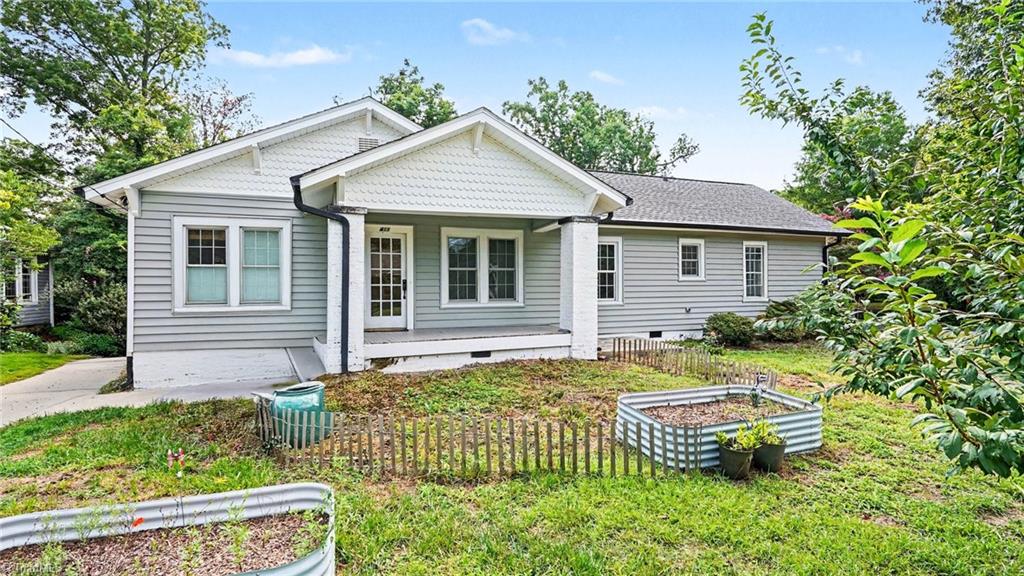 411 Elam Avenue Property Photo 1