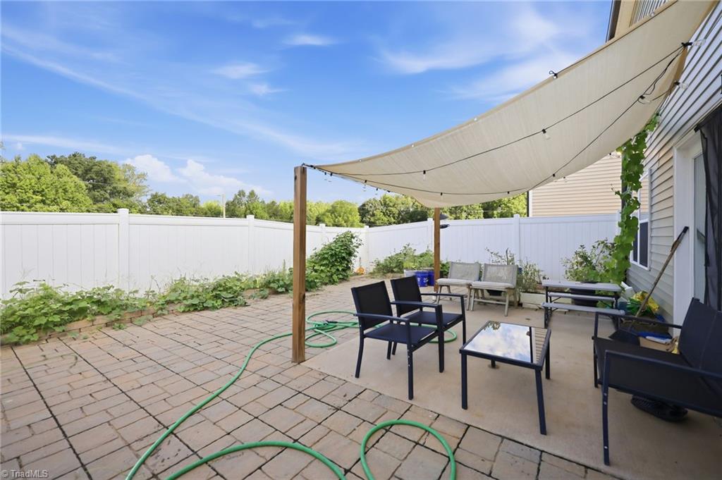 653 Cam Circle Property Photo 38
