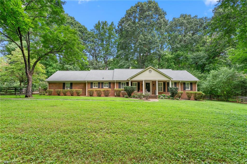 4014 Forest Oaks Lane Property Photo 1