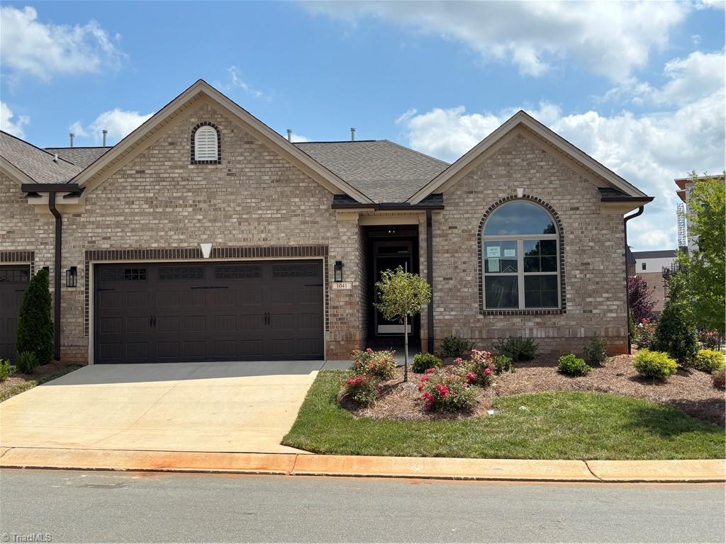 1041 Bonanza Lane Property Photo 1