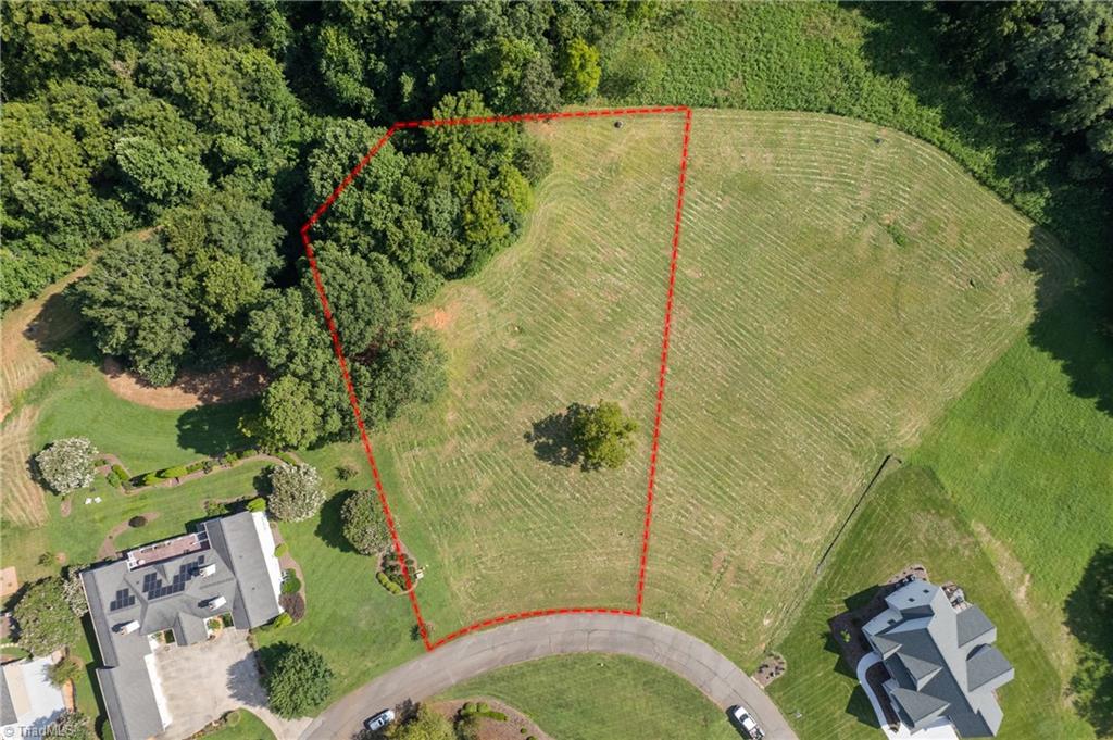 3925 Valley View Circle Property Photo 1