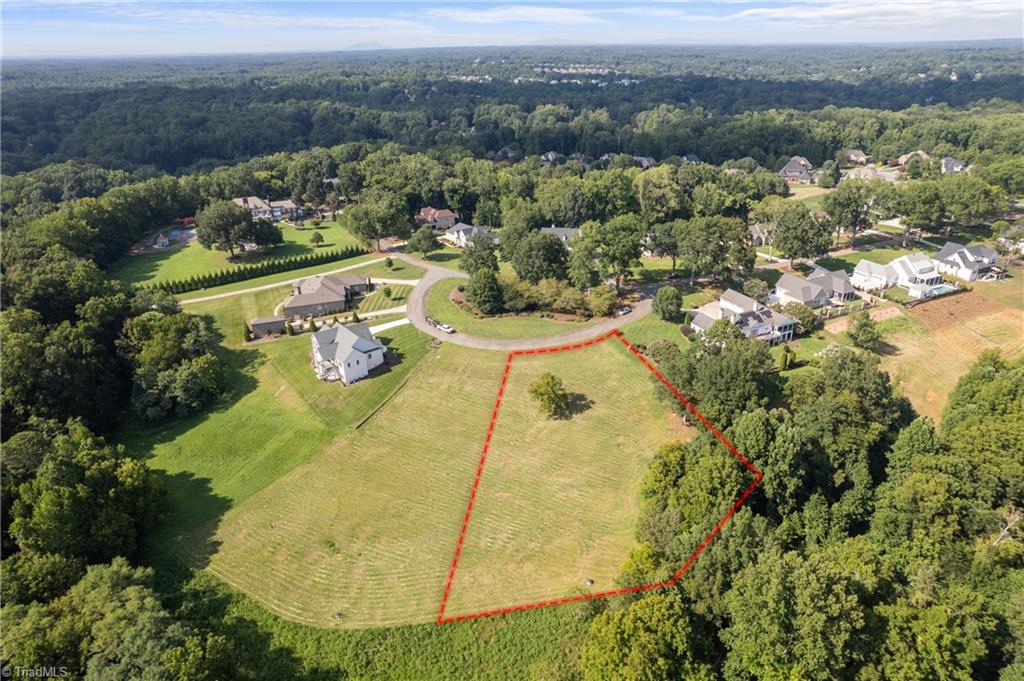 3925 Valley View Circle Property Photo 3