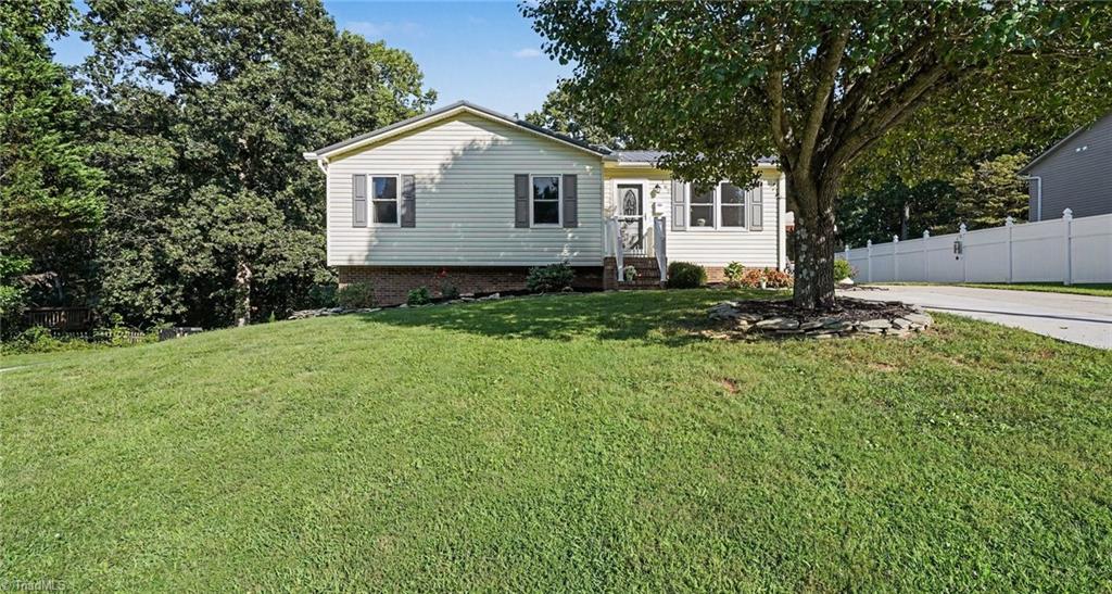 162 Oak Ridge Place Property Photo 1
