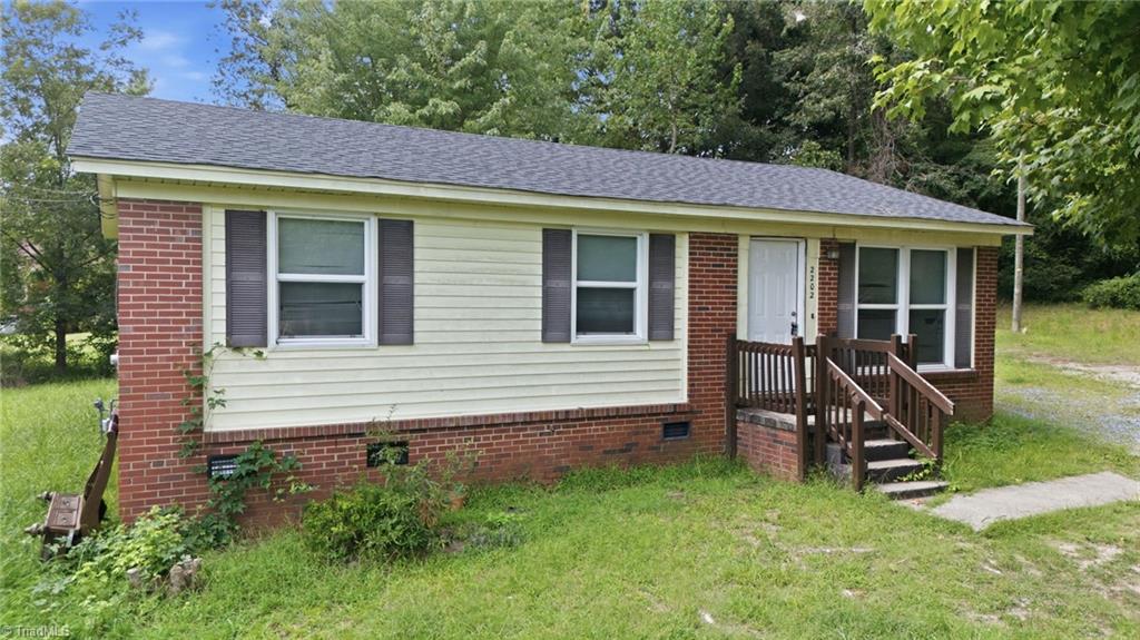 2202 Jolson Court Property Photo 1