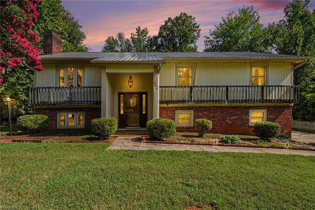 361 River Road