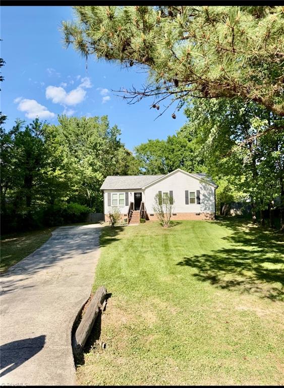 112 Parkdale Drive Property Photo 2