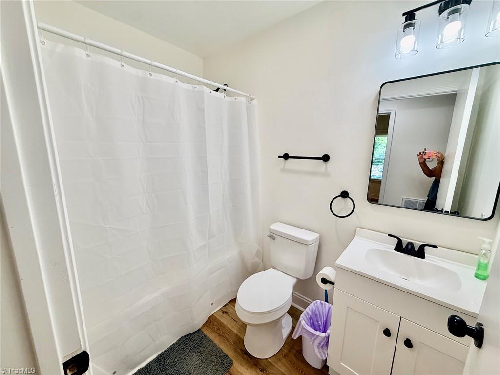 112 Parkdale Drive Property Photo 15